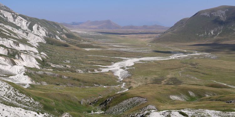 10 cose da fare nel Parco Nazionale del Gran Sasso e Monti della Laga… Partendo da Amatrice